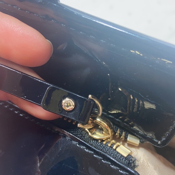 Authentic kate spade Harmony Metro Patent Leather Perferated Purse Tote- SALE! - Picture 13 of 15